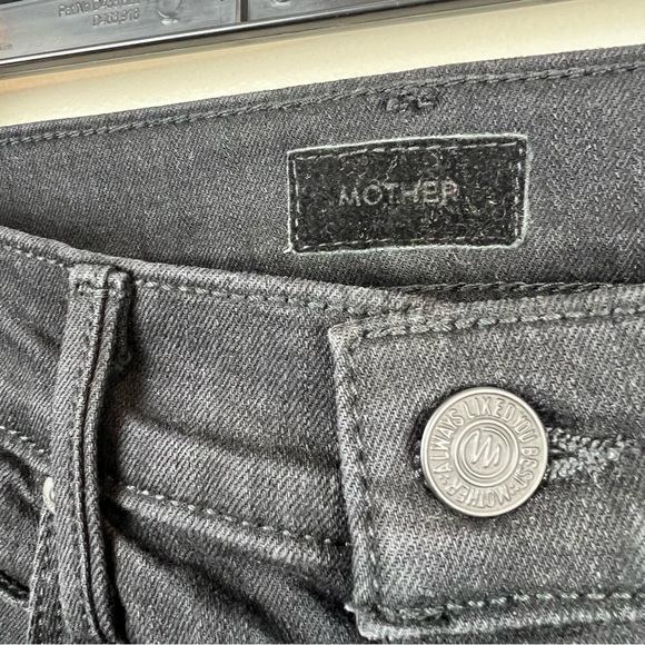 New MOTHER The Pixie Dazler Ankle Fray in Not Guilty, Size 24 - Picture 4 of 12